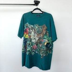 VINTAGE RAINFOREST CAFE T-SHIRT